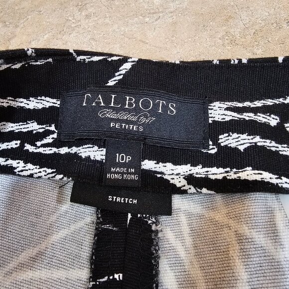 NWT Talbots Petites Black White Bamboo Print Stretch Capri Crop Pants Size‎ 10P - Picture 4 of 7